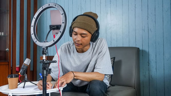 DreamSpring-Strategic-Planning-for-Creative-Growth-Blog-Feature-Image