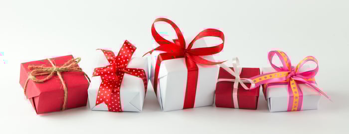 DreamSpring-Blog-Feature-Image-Holiday-Marketing